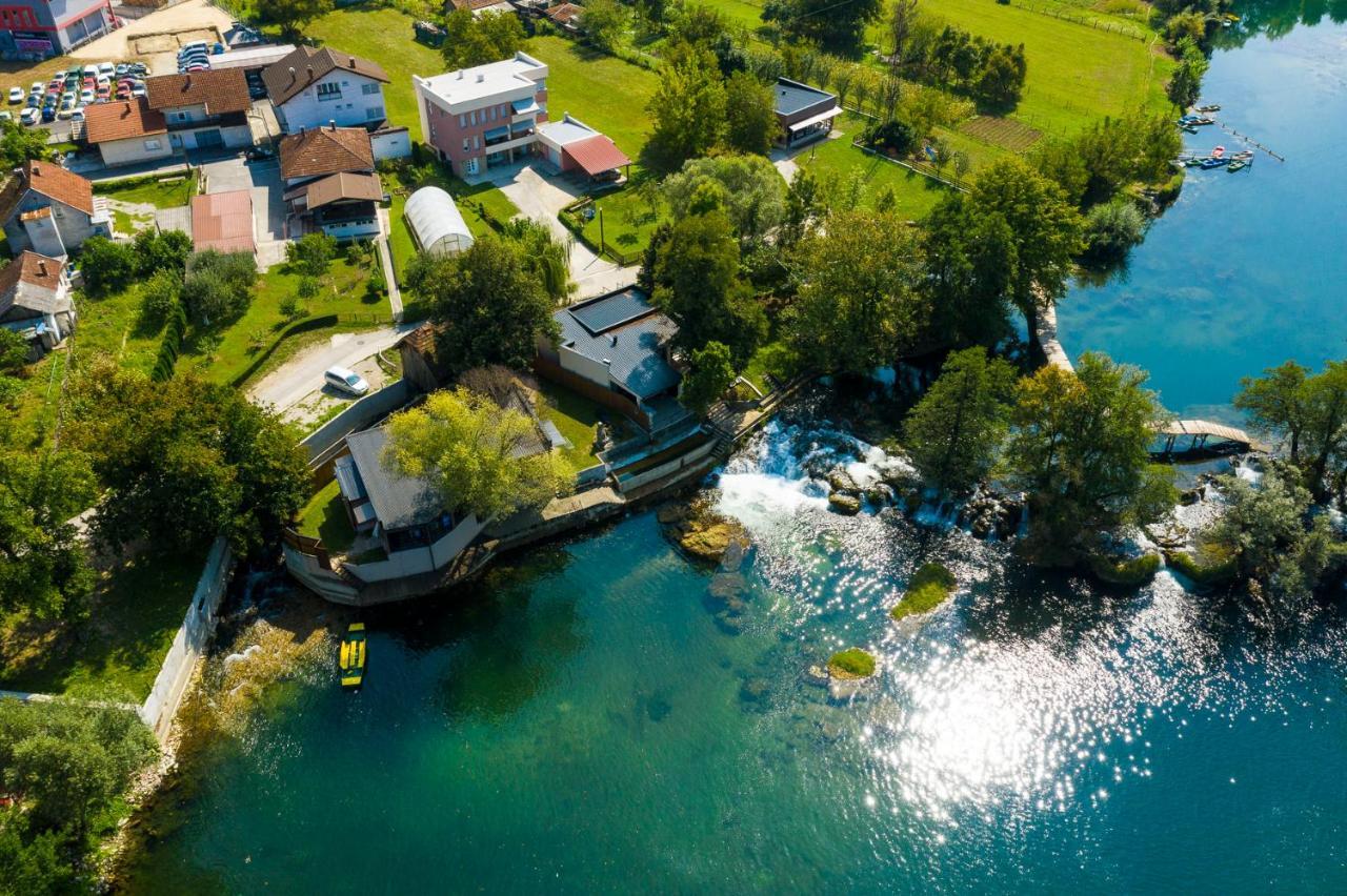 Holiday Homes Pozitiva Bihać Exterior foto